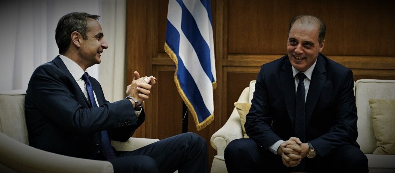 Προσέγγιση K.Bελόπουλου με Κ.Μητσοτάκη – Η Ελληνική Λύση υπερψήφισε το «ακραίο» ν/σ για ΑΕI – Πρόβα συγκυβέρνησης;