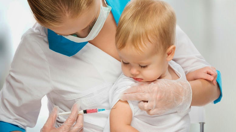 ΕΠΙΤΕΛΟΥΣ ΞΥΠΝΗΣΑΝ! Άρνηση παιδιάτρων να αναλάβουν εμβολιασμό των παιδιών στα ιατρεία τους