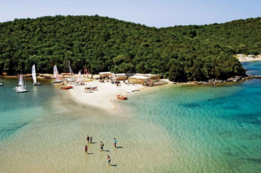 Σύβοτα Θεσπρωτίας: 5 κορυφαίες παραλίες τους με τιρκουάζ νερά που θα σας μαγέψουν!