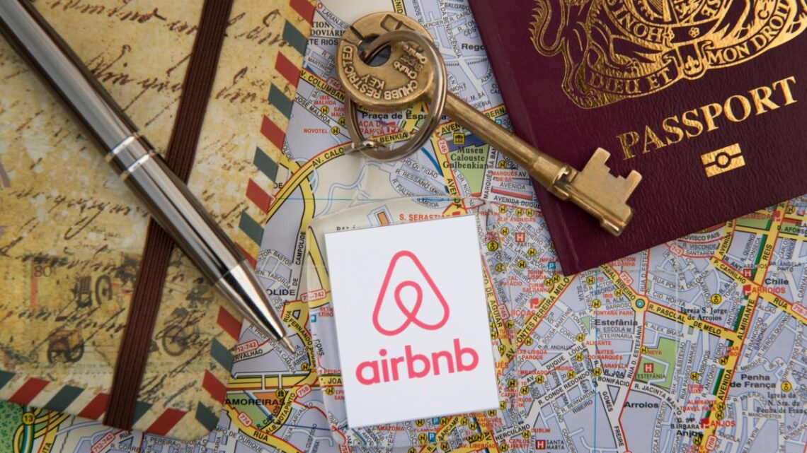 Airbnb …ο «καρκίνος», που «κατατρώει» τις πόλεις !!! (Το καταχθόνιο σχέδιο των Παγκοσμιοποιητών, για να αλώσουν τα έθνη με τους λαθροεισβολείς!!! Γι αυτό επισπεύδουν τους ΠΛΕΙΣΤΗΡΙΑΣΜΟΥΣ!!!)