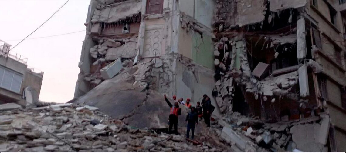 Τρομακτικοί σεισμοί στην Τουρκία, με χιλιάδες νεκρούς... Μετασεισμοί «μαμούθ» χτυπούν την Τουρκία: Νέος σεισμός 7,7 Ρίχτερ!
