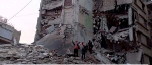 Τρομακτικοί σεισμοί στην Τουρκία, με χιλιάδες νεκρούς... Μετασεισμοί «μαμούθ» χτυπούν την Τουρκία: Νέος σεισμός 7,7 Ρίχτερ!