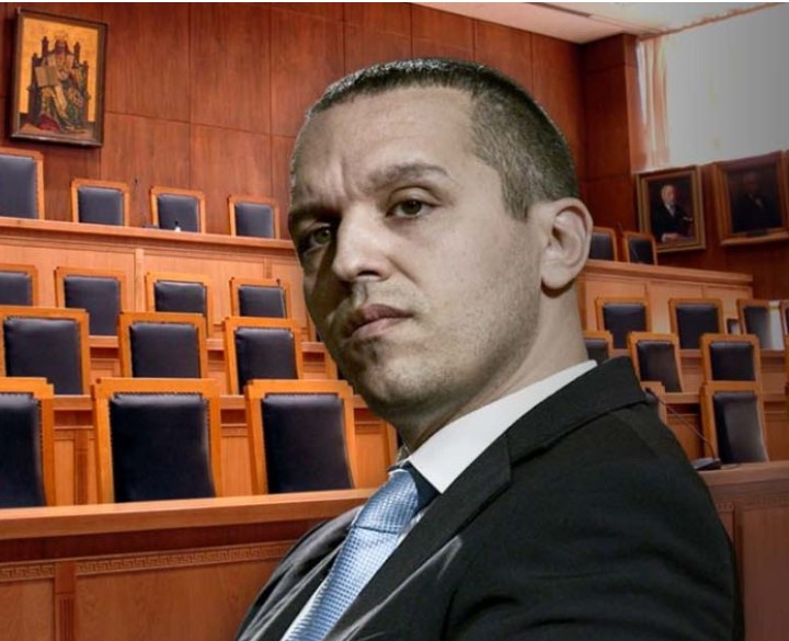 Τι επικαλέστηκε στο δικαστήριο ο Ηλίας Κασιδιάρης και άφησε άφωνους τους δικαστές...