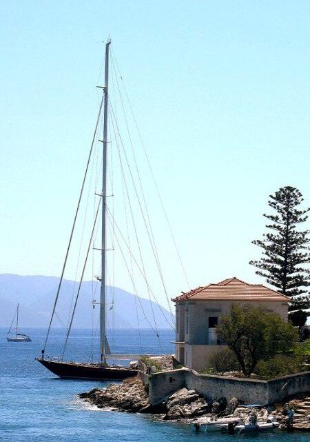 αγάπη, είναι η ίδια η ζωή… (μουσικό βίντεο, χιούμορ και ταινία)