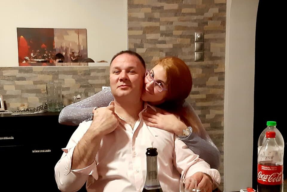 Υπόθεση αστυνομικού: Η 35χρονη σύζυγός του καταγγέλλει συναδέλφους της ότι γνώριζαν τι περνούσε και δεν μίλησαν